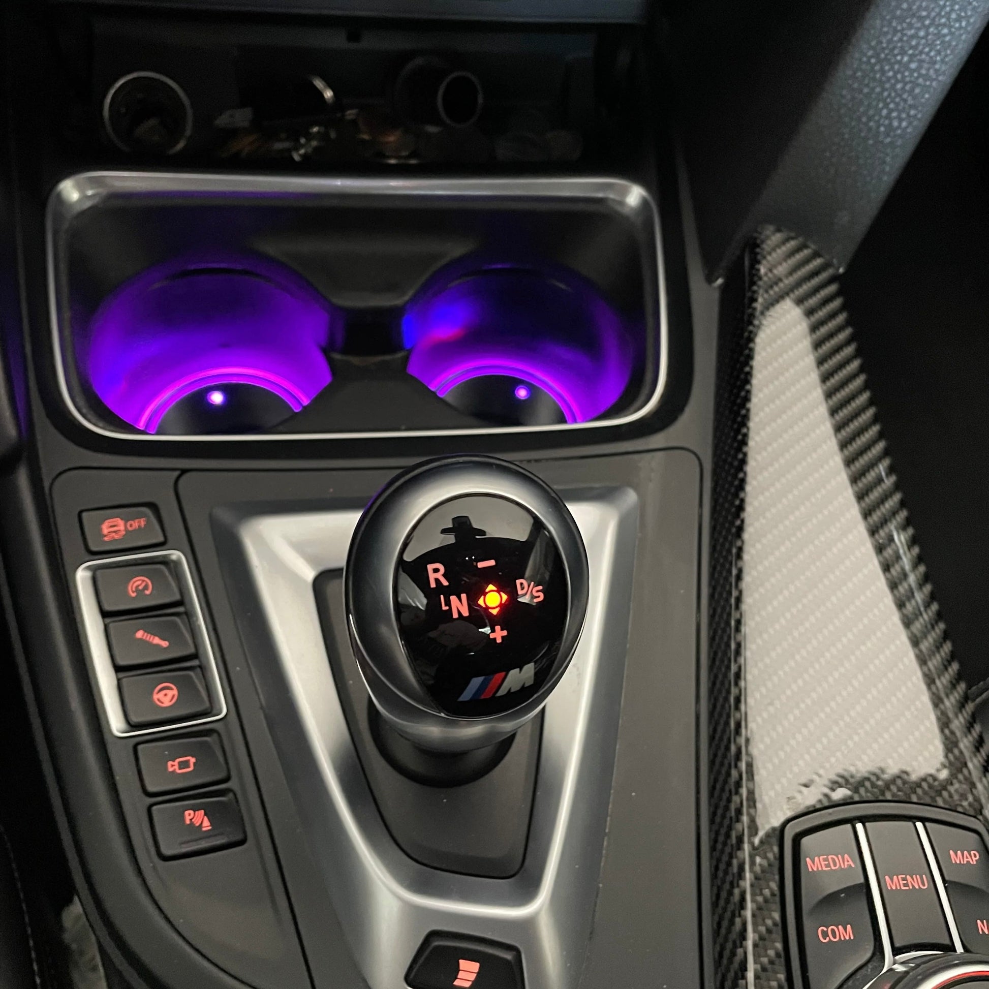 LED COASTER™ - Das coolste Gadget für dein Auto!