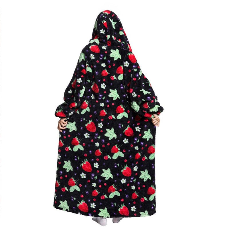 Shoodie™ Erdbeer Extra Lang | Nie wieder frieren mit diesem warmen Fleece-Hoodiedecke!